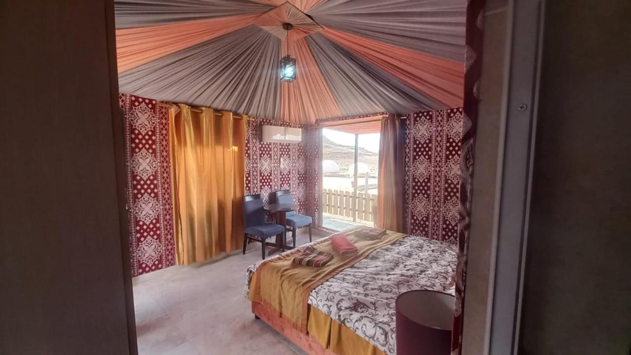 Al Raha Luxury Camp Hotel วาดิรัม ภายนอก รูปภาพ