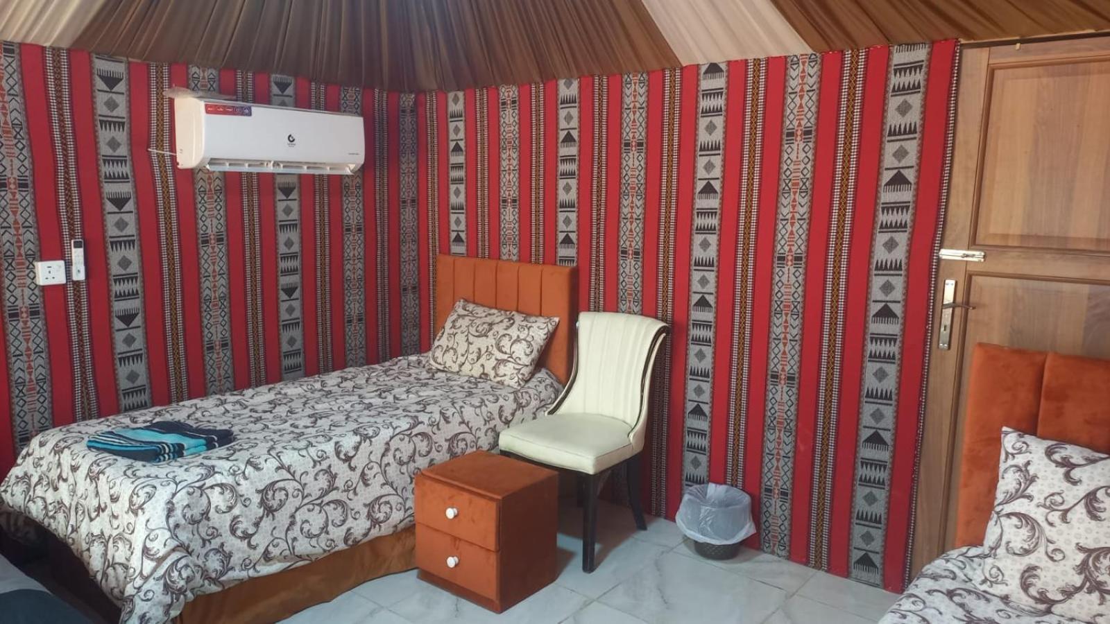 Al Raha Luxury Camp Hotel วาดิรัม ภายนอก รูปภาพ