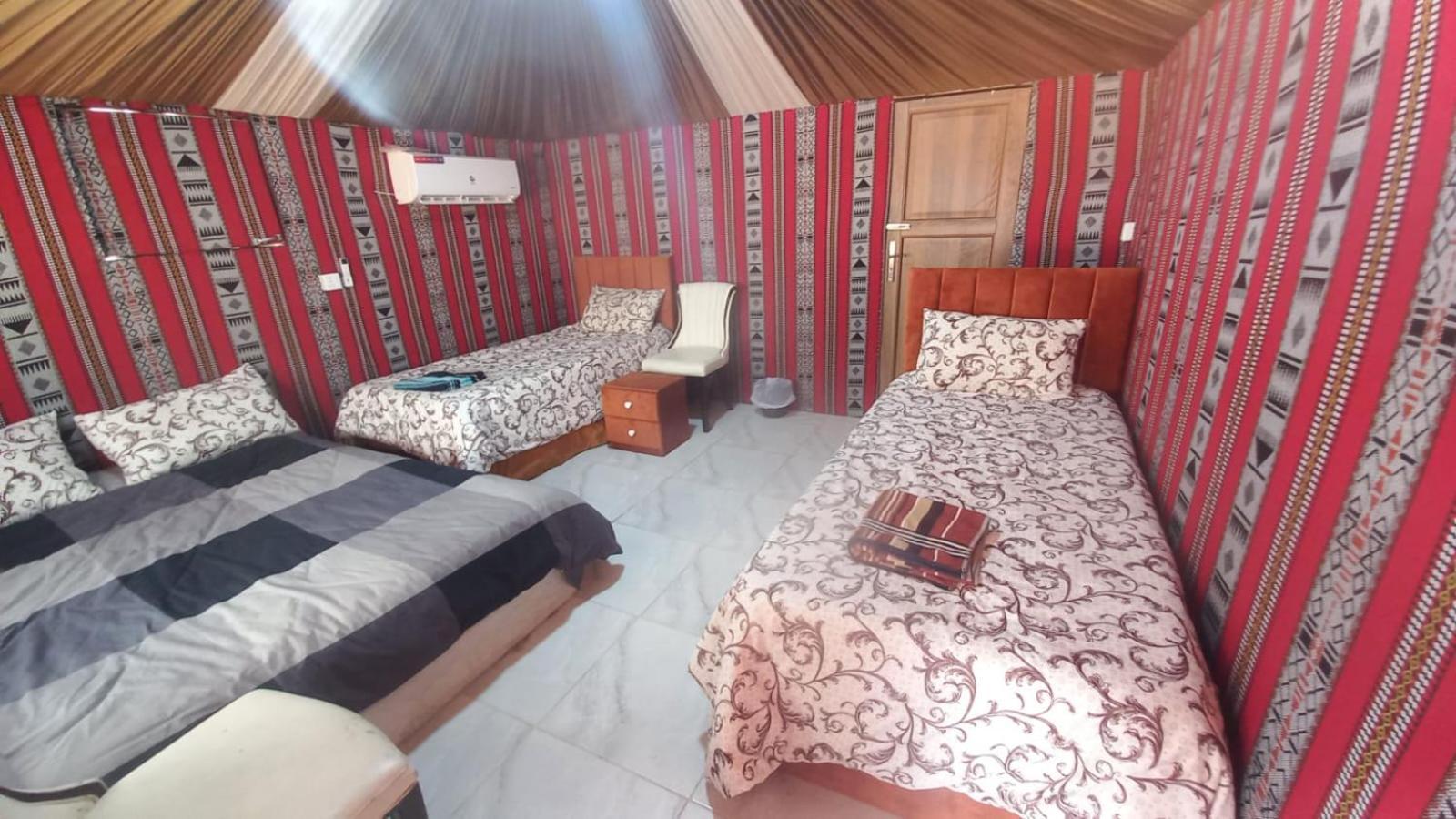 Al Raha Luxury Camp Hotel วาดิรัม ภายนอก รูปภาพ