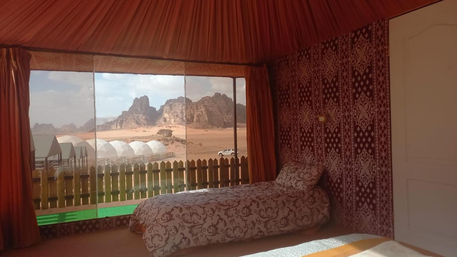 Al Raha Luxury Camp Hotel วาดิรัม ภายนอก รูปภาพ