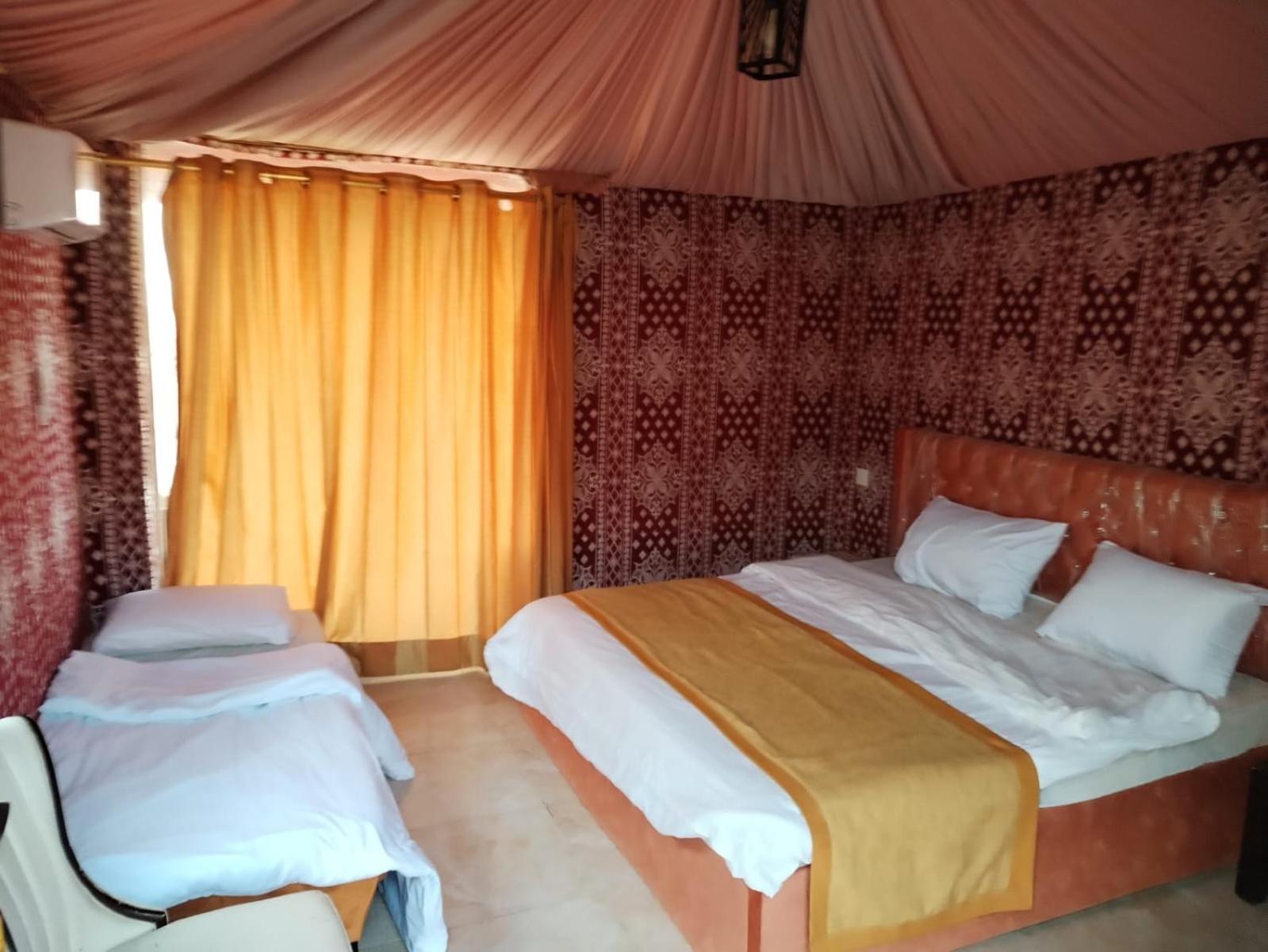 Al Raha Luxury Camp Hotel วาดิรัม ภายนอก รูปภาพ