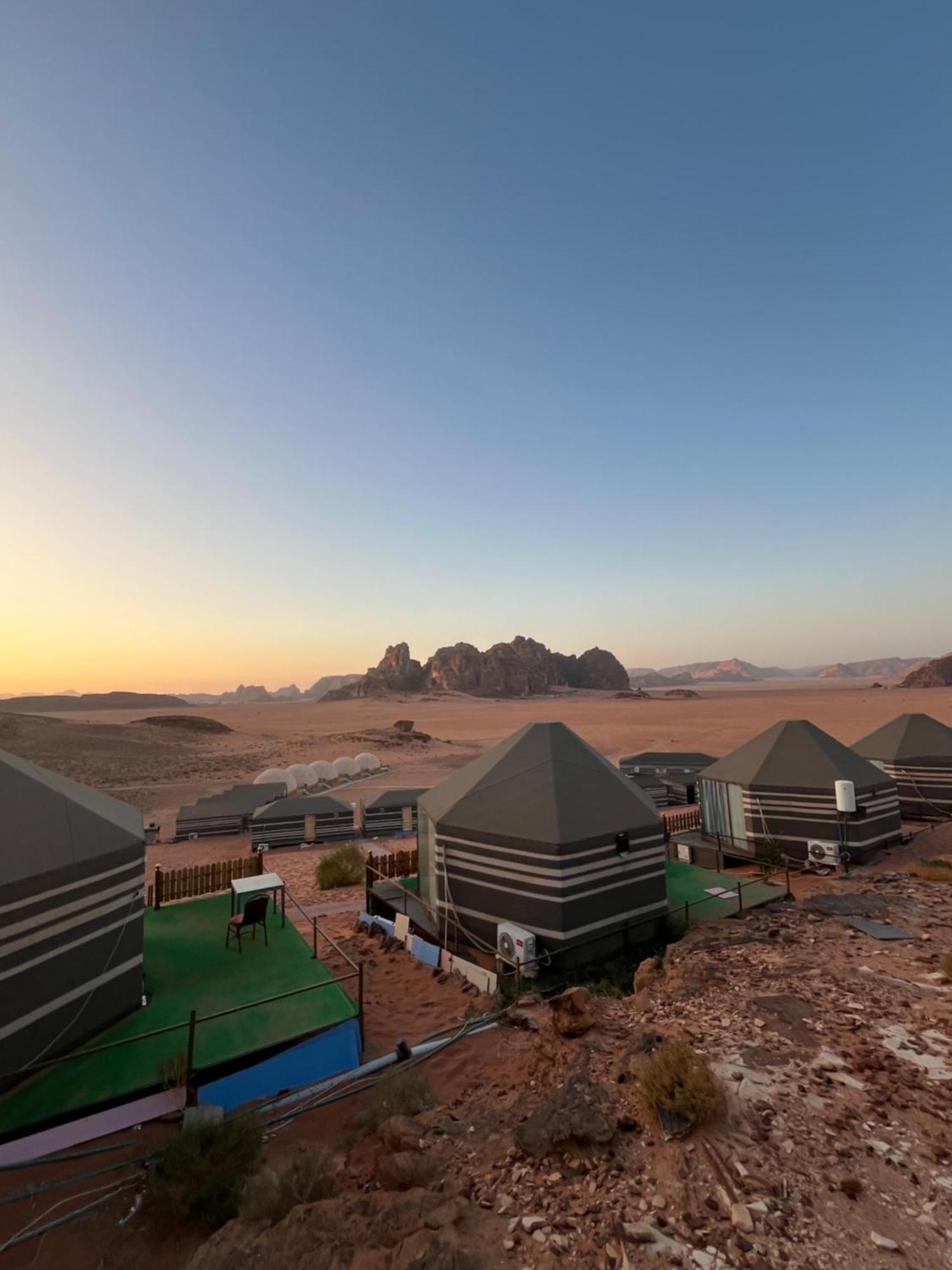 Al Raha Luxury Camp Hotel วาดิรัม ภายนอก รูปภาพ
