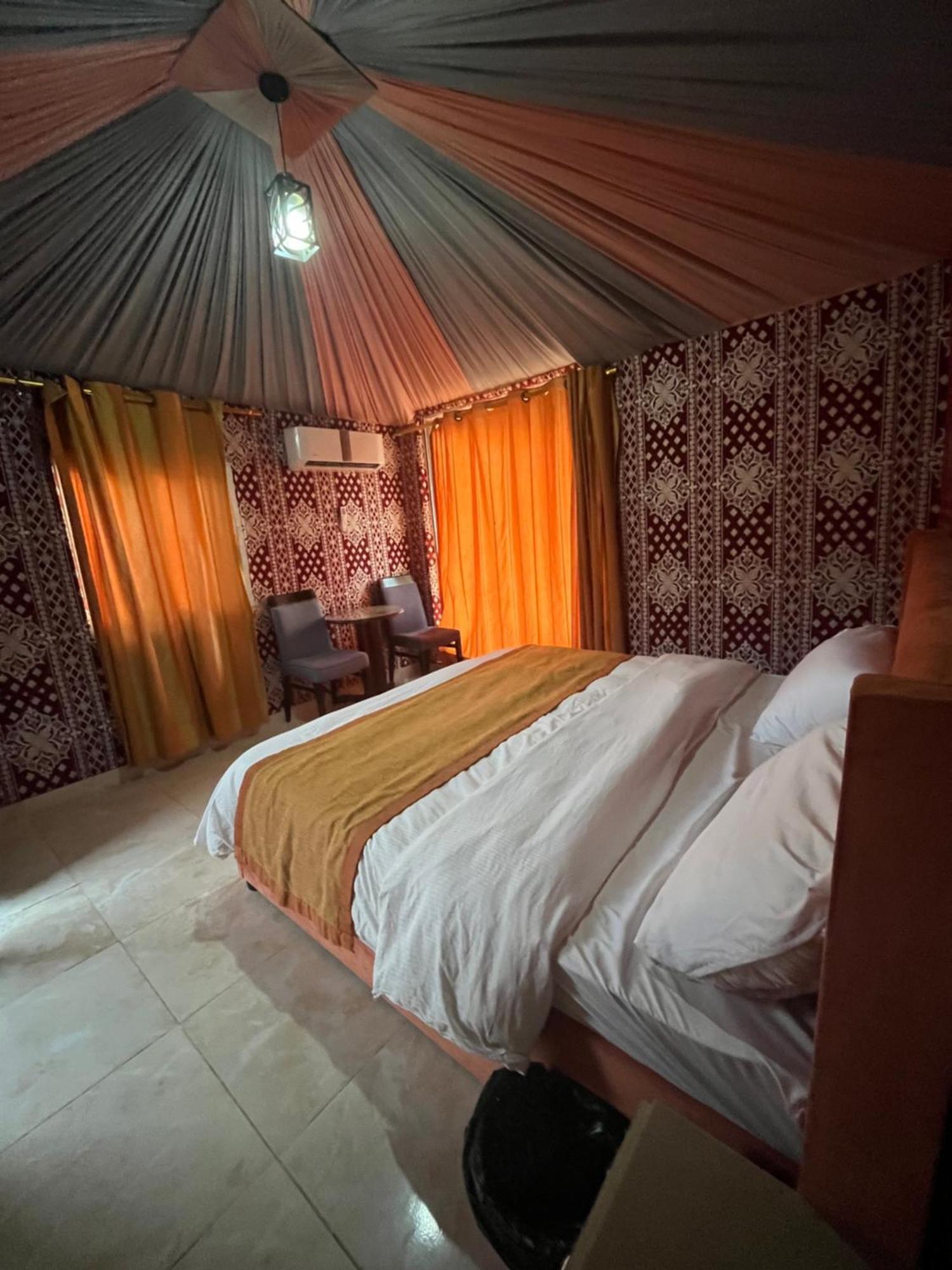 Al Raha Luxury Camp Hotel วาดิรัม ภายนอก รูปภาพ